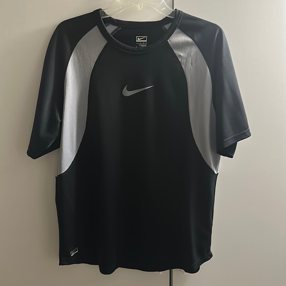 Men’s Nike dri-fit tshirt. UEC. L.